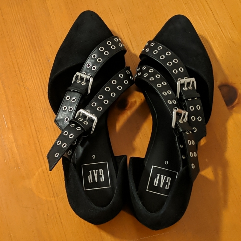 Gap flats